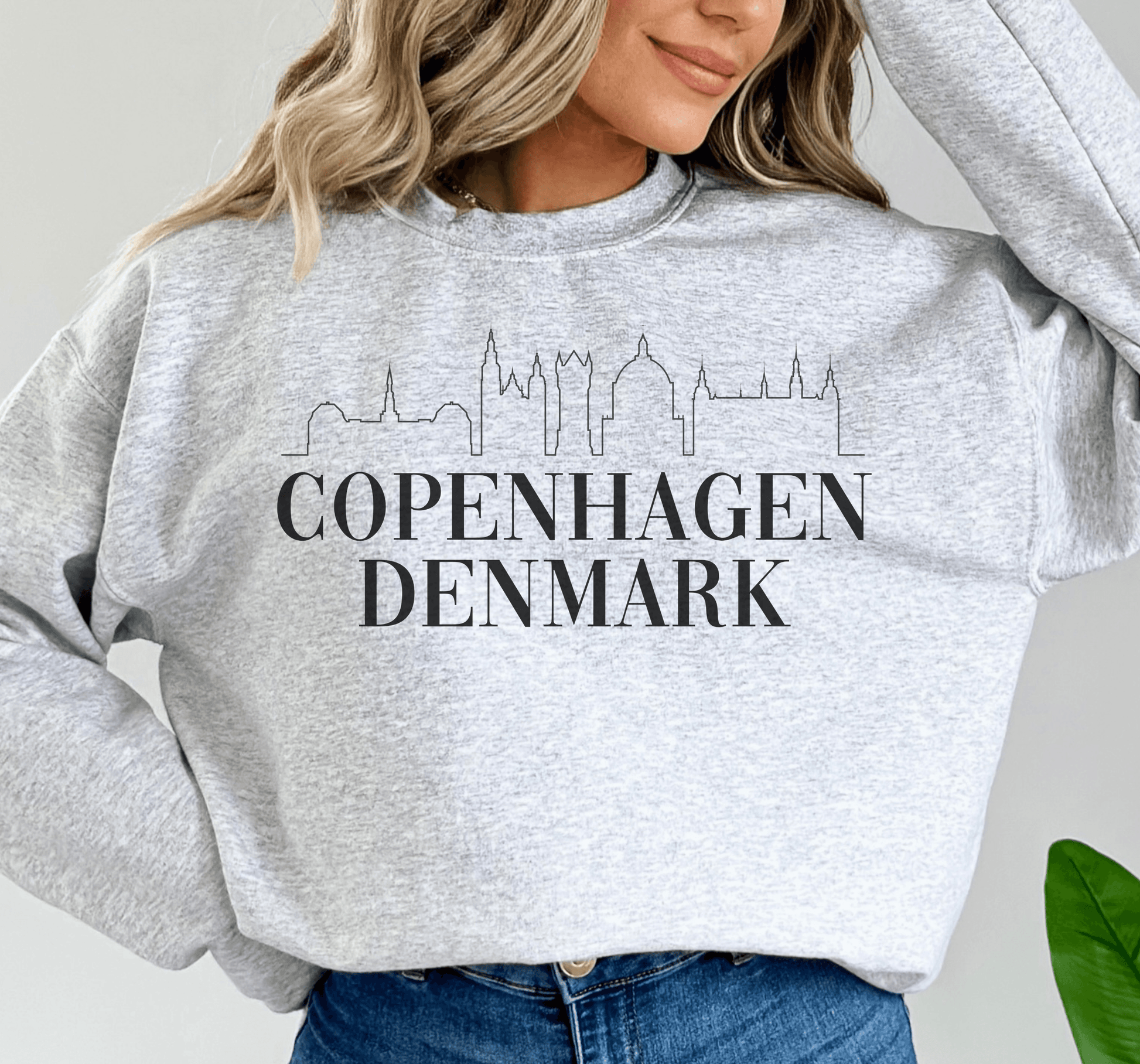 Copenhagen Denmark Crewneck - BentleyBlueCo