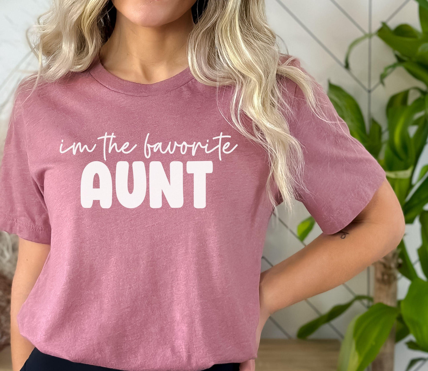 I'm the Favorite Aunt T-shirt - BentleyBlueCo