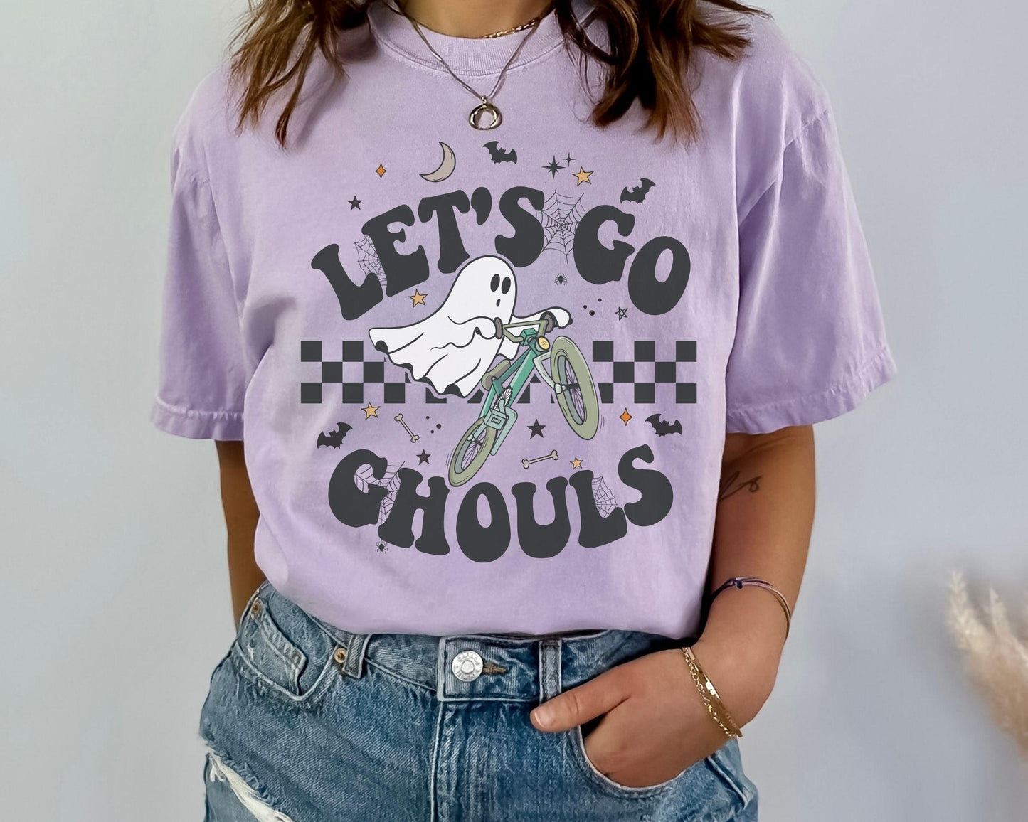 Get into the Halloween spirit with our bewitching Halloween sweatshirt, featuring spooky pumpkin and ghost designs that capture the essence of the season. Embrace the autumn vibes and celebrate the fall festivities in style with this must-have addition to your wardrobe. Perfect for Halloween enthusiasts, this sweatshirt will keep you cozy and fashionable all season long!