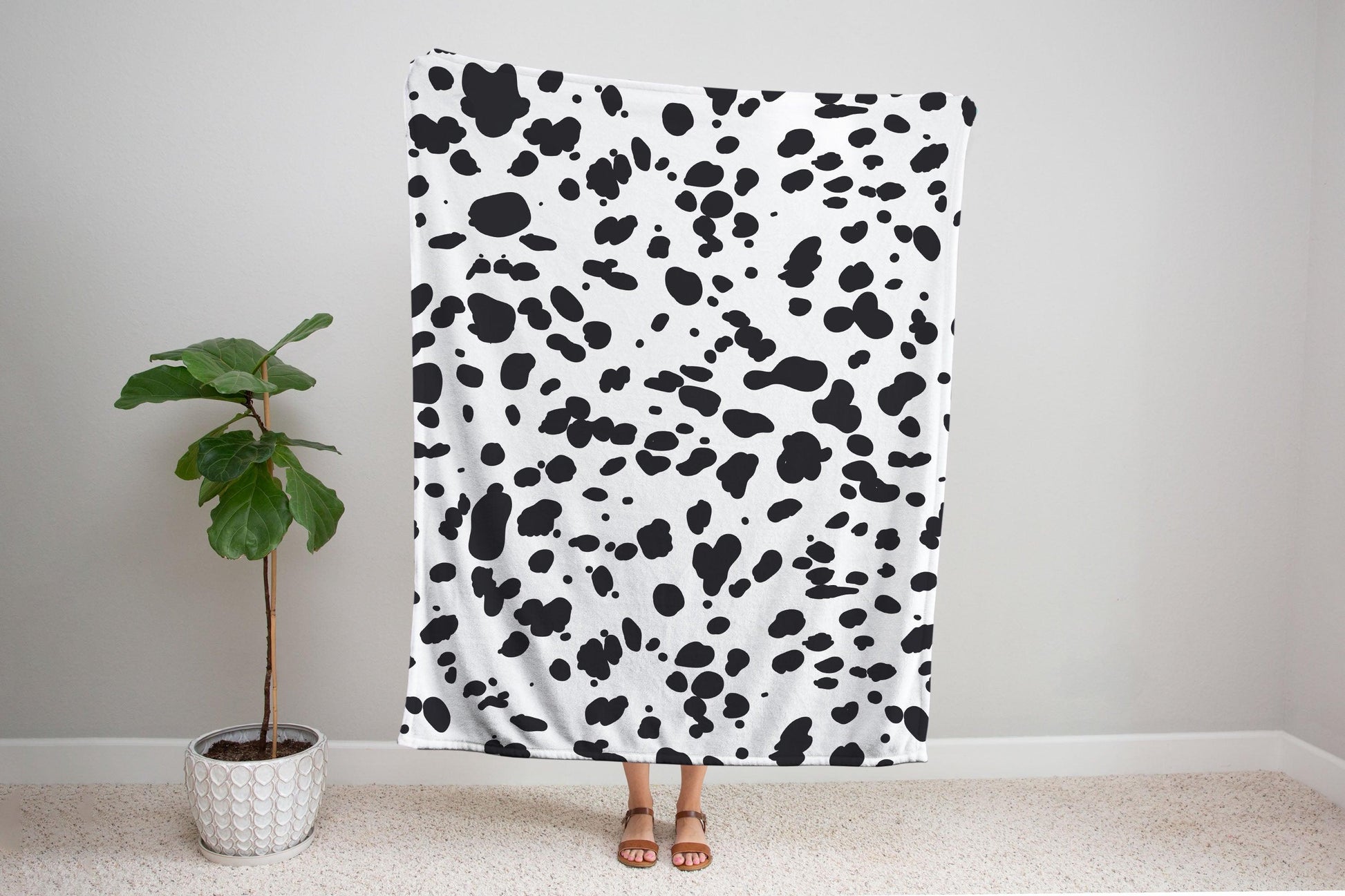 Dalmatian Print Plush Blanket - BentleyBlueCo