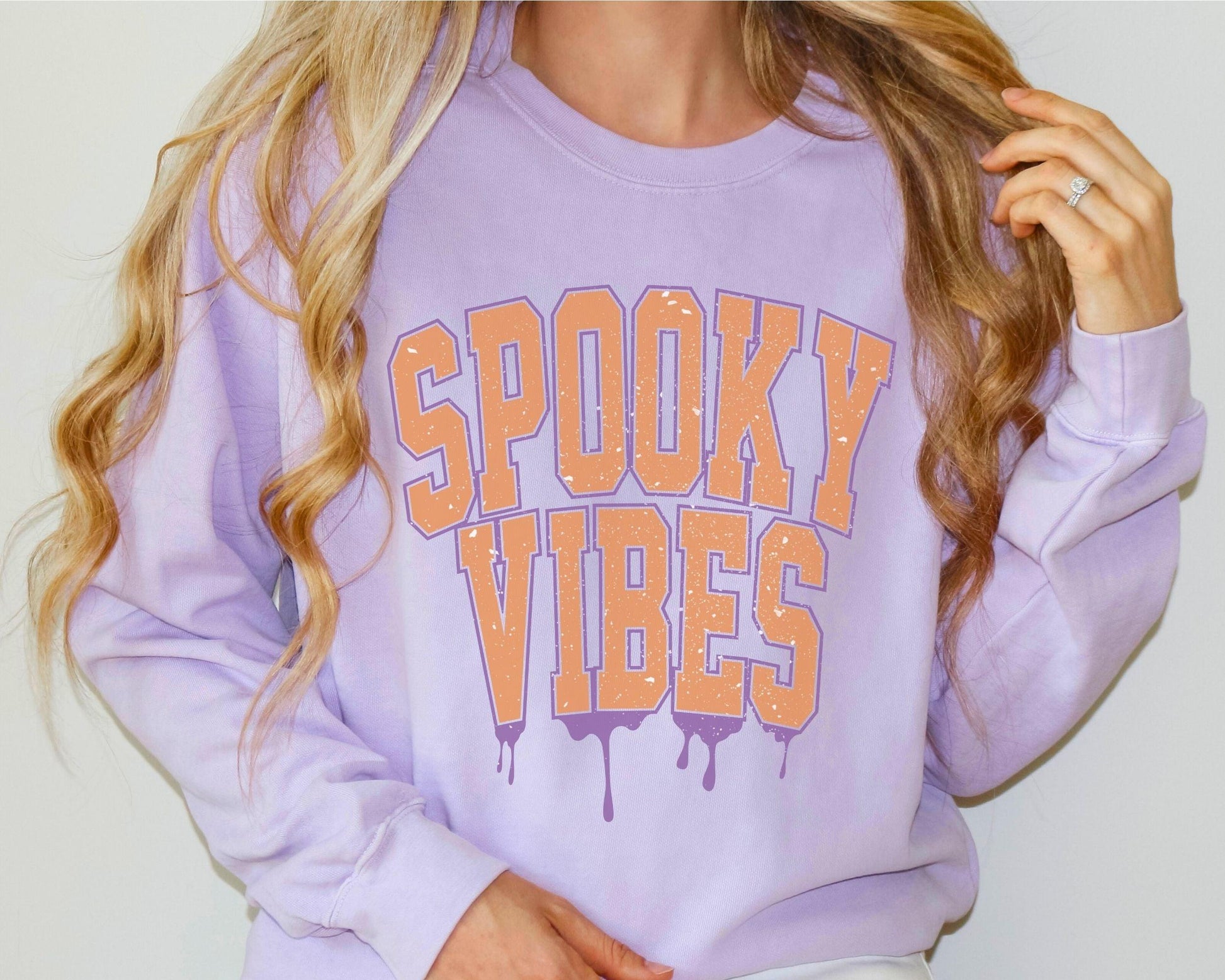 Get into the Halloween spirit with our bewitching Halloween sweatshirt, featuring spooky pumpkin and ghost designs that capture the essence of the season. Embrace the autumn vibes and celebrate the fall festivities in style with this must-have addition to your wardrobe. Perfect for Halloween enthusiasts, this sweatshirt will keep you cozy and fashionable all season long!