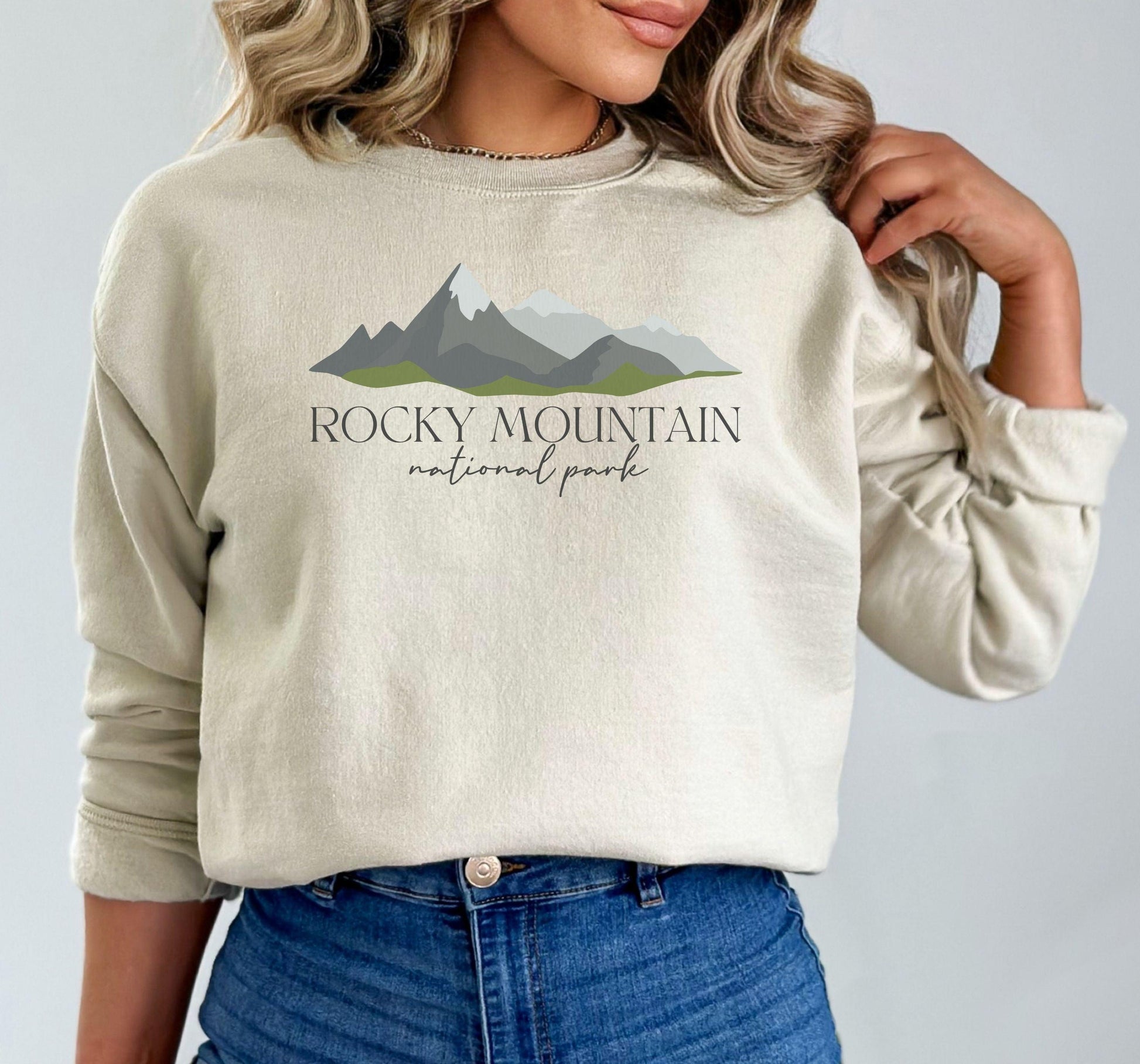Rocky Mountains Crewneck - BentleyBlueCo